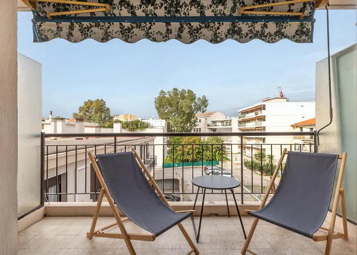 Yank\'S Centre Juan Les Pins 5 Min Des Plages